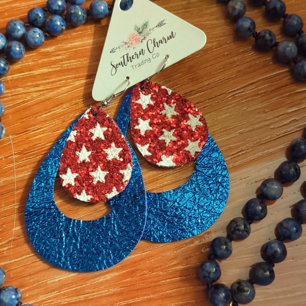 Brand New earrings and necklace - Picture 2 of 4